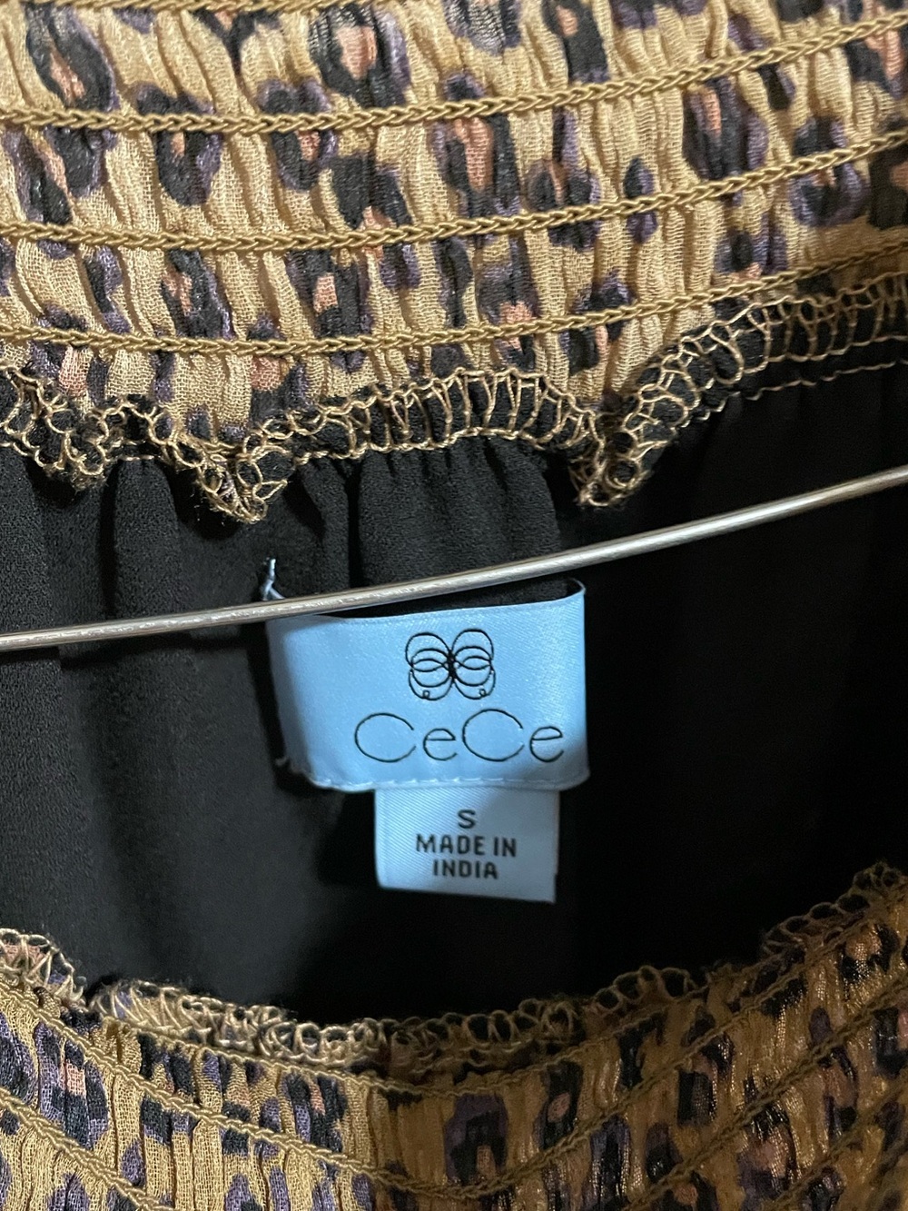 Cece Leopard Print Off-Shoulder Ruffle Sleeve Top - Brown NWT - Picture 5 of 7